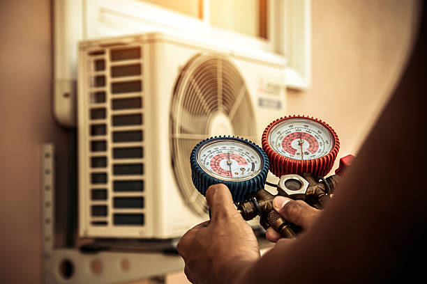Professional Hvac technician working in Era, TX
